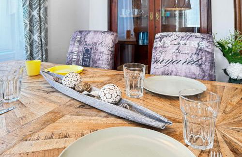 Ferienwohnung Villa Nieske - Jugendstil Denkmal, free WLAN & Parken, Self Check-In, Smart-TV - Foto 18