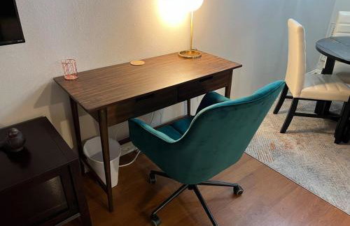 Mid-City One Bedroom Apartment with King Bed - Foto 10