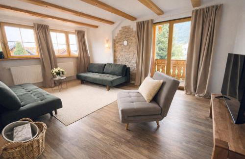 Gemütliche Alpenwohnung mit Balkon & Bergblick nahe Neuschwanstein ideal für Familien & Gruppen für gemeinsame Momente - Foto 4