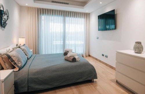 Luxury 3 Bedrooms, Private Heated Pool - EHHouse - Foto 36