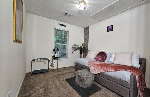 Friends & Family Suburban Retreat - Foto 11