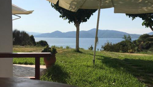 Emilios Villas - Foto 3, Garden