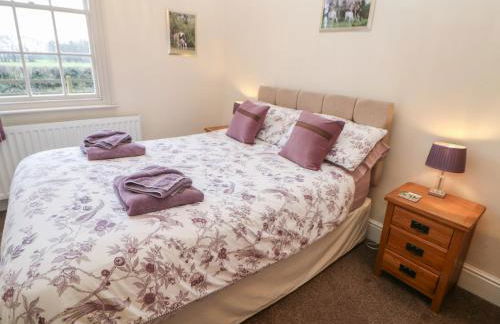 South Lodge - Longford Hall Farm Holiday Cottages - Photo 12