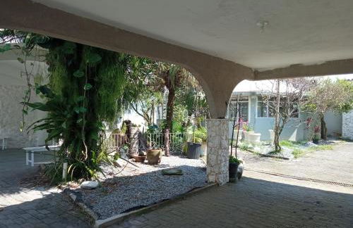 Casa 30 metros da praia com wifi e garagem 6 carros - Photo 34