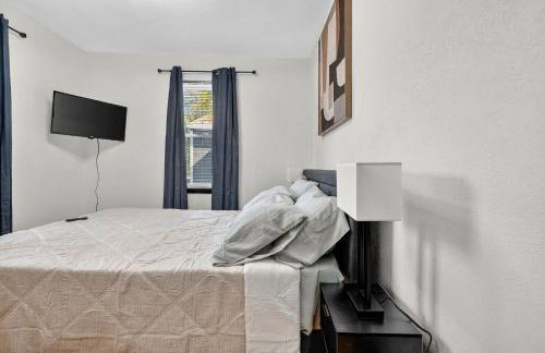 Greenway Getaway-Private Huge outdoor fun, Game,Navy - Foto 69