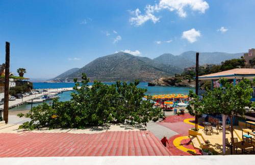 Sea-esta Beach House, Beachfront Residence & BBQ, By ThinkVilla - Foto 10