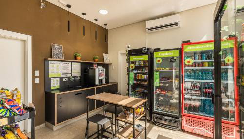 Estúdio em Cond. c/ Academia e Lavanderia ECO0304 - Foto 2