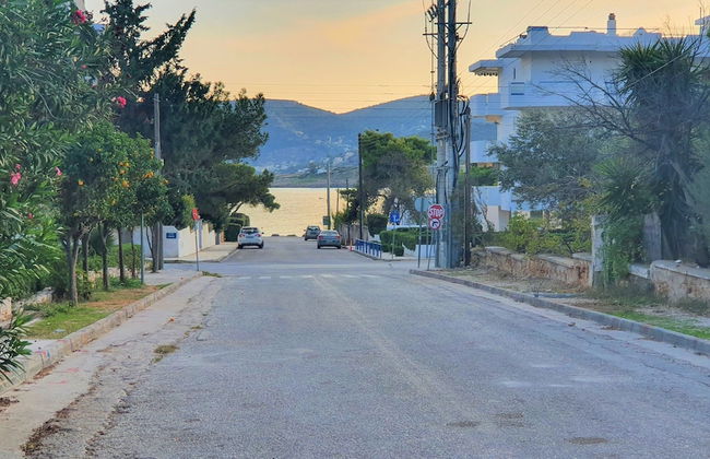 K1-George Apt. by the Sea and Airport - Photo 19