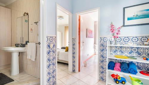 Apartamentos Casal Ventoso - Photo 4, towels