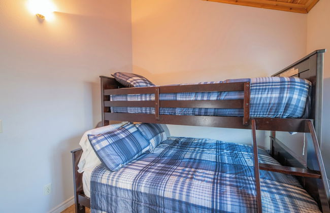 Brown Bear Lodge - Cozy mountain home situated within the quiet and ideal Sugarloaf neighborhood - Foto 12