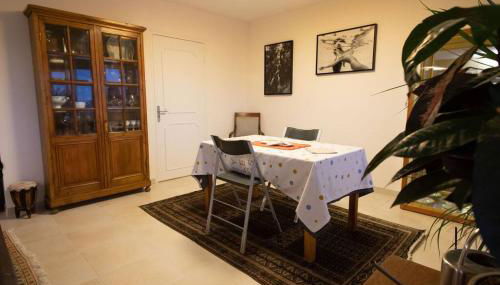 Bel appartement avec baignoire - Photo 4