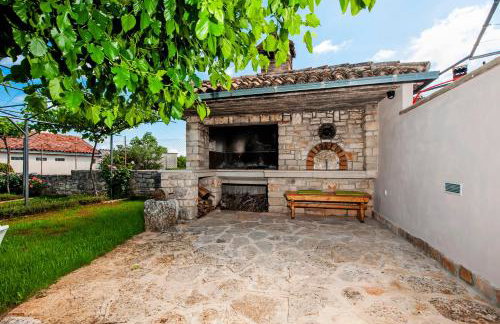 Charming House Nino with a fenced yard - Foto 45