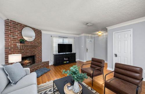 Modern Montrose 2BR Townhome Sleeps 10 with Gated Parking - Foto 25