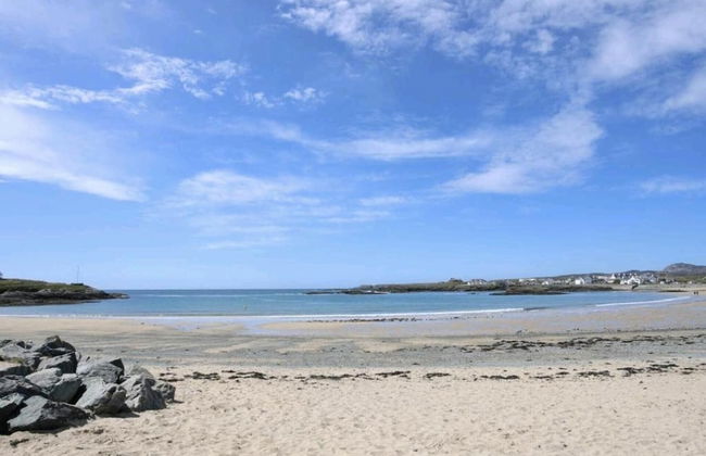 Lligwy House - Charming 3-bed House in Holyhead - Photo 21