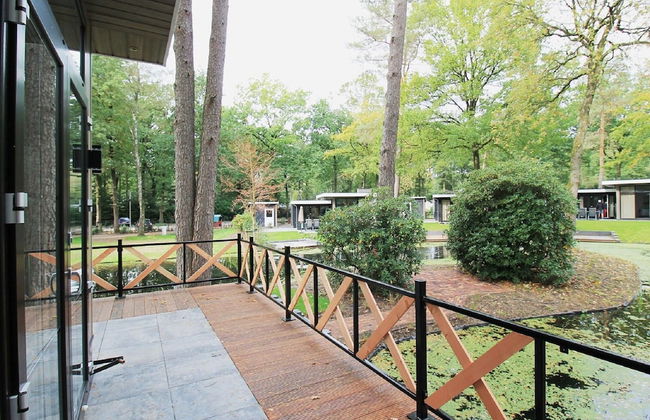 Modern Holiday Home With Decorative Fireplace - Foto 23