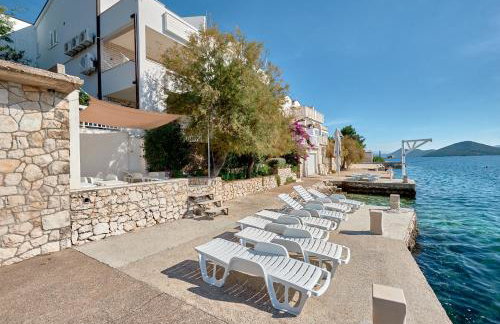 Repic Apartments - Photo 6