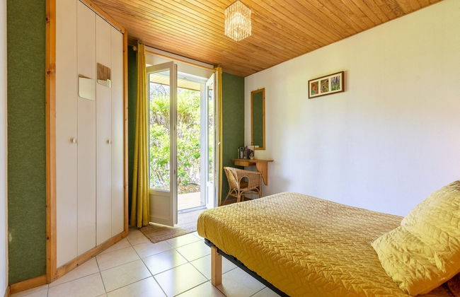 Tranquil Villa in Les Salelles - Photo 7