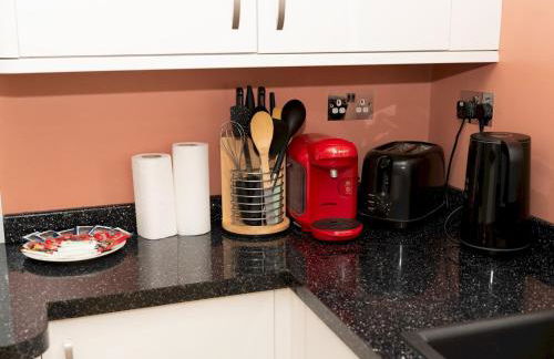 4 Bed house Parking 5 mins Sidcup Station - Pass the Keys - Foto 13