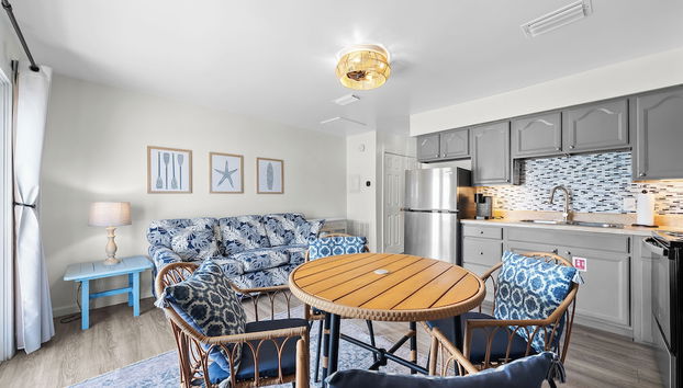 Moonraker 15 - Foto 2, Servicio de comidas en la habitación