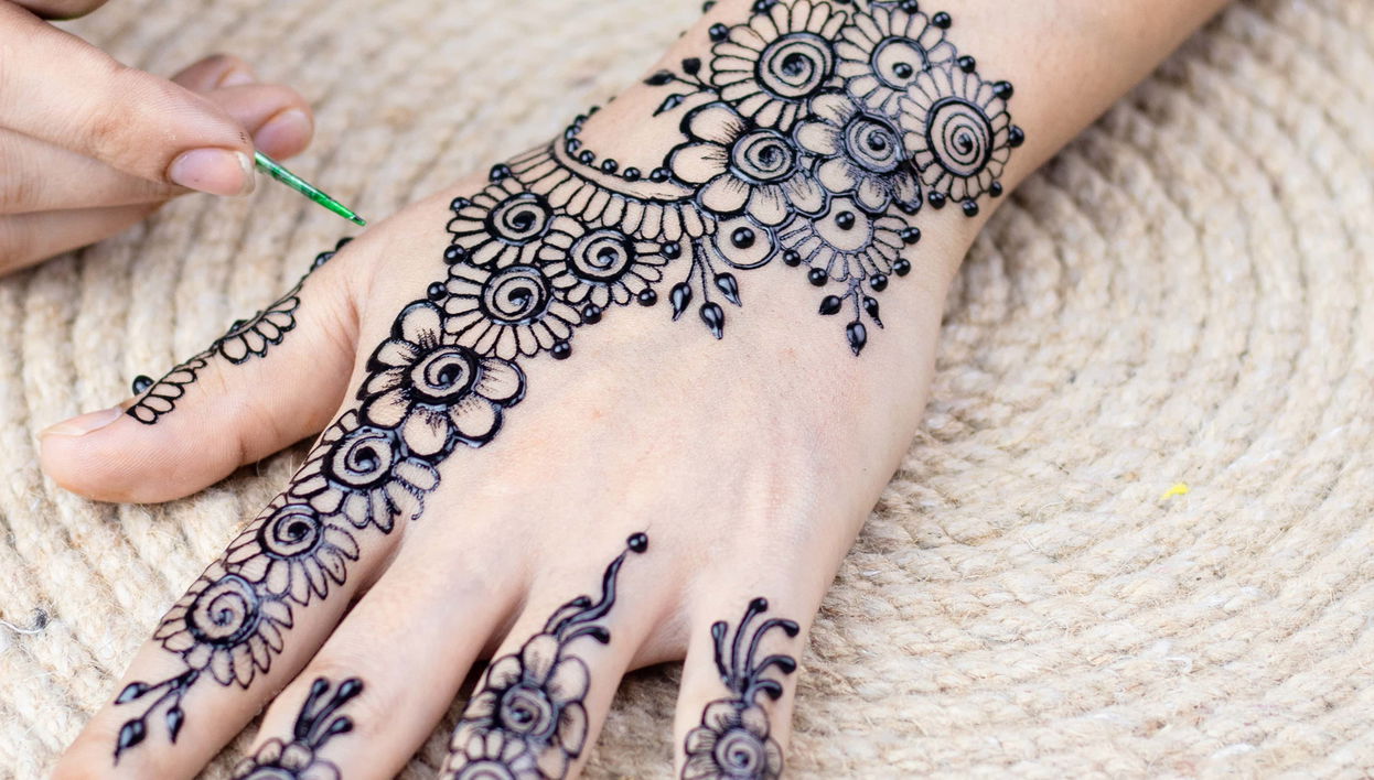 Henna Workshop in Merzouga - Foto 1