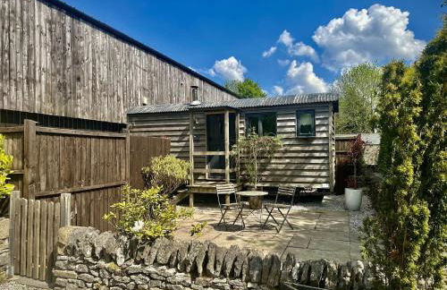 Bertie's Retreat - Photo 1