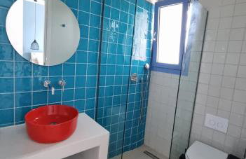 Julietta Suites - Photo 20