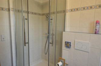 Bliss Place - 1R Premium Apartment - Kingsize Bett, Smart TV, Küche, Balkon, Waschkeller - Foto 14