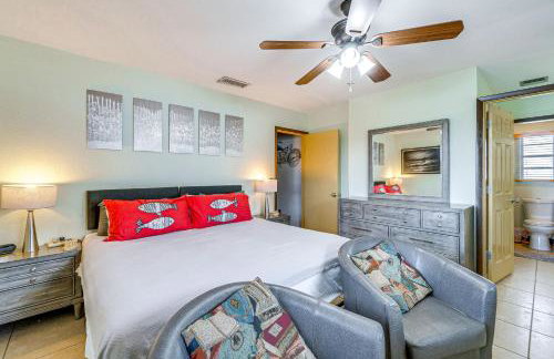 Canal-Front Retreat w/ Heated Pool & Hot Tub! - Foto 15