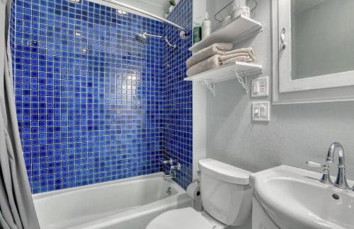 6BR Spacious Bay View Duplex, Sleeps 12, Near DT - Foto 27