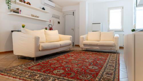 NEST LIVING Dolce Luce - Free Parking, Wifi, Netflix - Foto 2