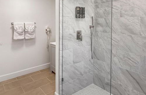 Bring Snacks and Relax! Waterfront, Heated pool, Cribs, Pets, Rods, BBQ - Foto 28