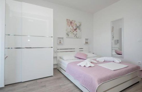 Amazing Apartment In Podaca With Wifi - Foto 8