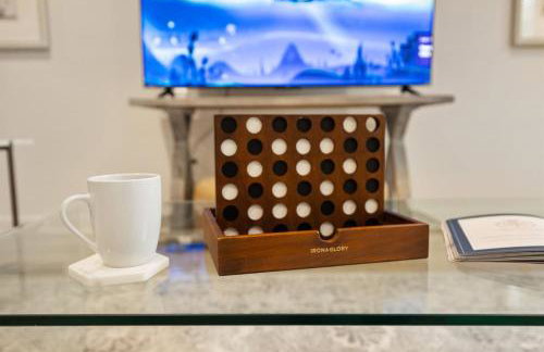 Chandeluer Shore 9 - Steps to Beach, Pet-Friendly, Pool, Fast WiFi - Foto 29