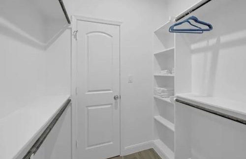 Gated Unit With Laundry l Near NRG and Med Center and HOU Airport - Foto 18