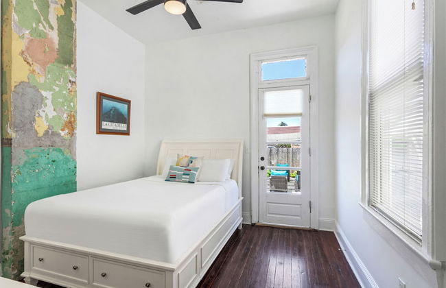 Vibrant Uptown Condos - Foto 4