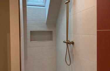 Grand Appartement ultra moderne Plein Centre, plage à pieds, avec parking - Photo 24