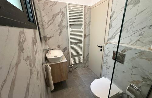 Central location for 6 or 8 guests, 3 bathrooms & private pool - Foto 14