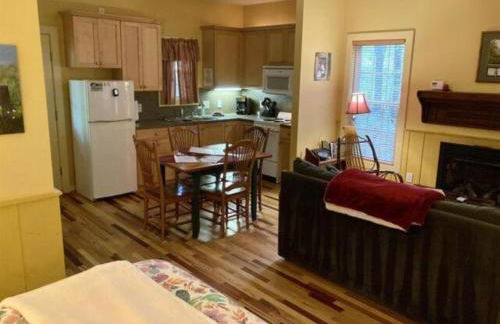 Rustic Cabin on 28-Acre Property in the Foothills of the Blue Ridge Mountains - Foto 42