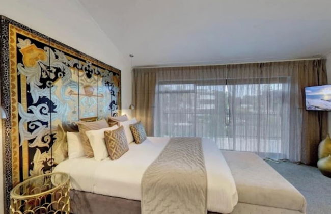 Orewa Beachcomber - Photo 4