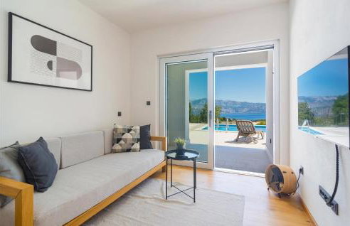 Amazing Home In Supetar Brac - Foto 32