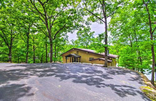 Porch, Dock and Deck Lake of the Ozarks Oasis! - Foto 32