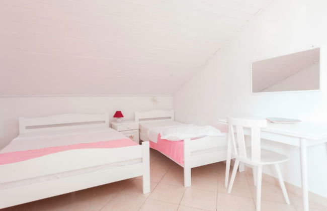 Apartments Lili - Photo 9