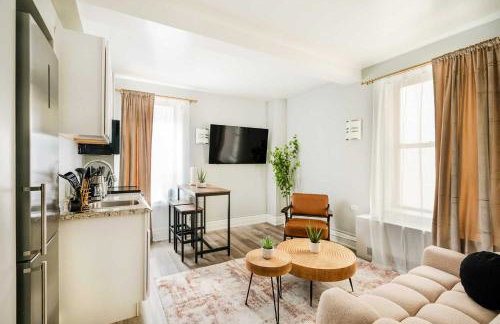 73-508 New 1BR 1Bth UWS Doorman Gym - Photo 12