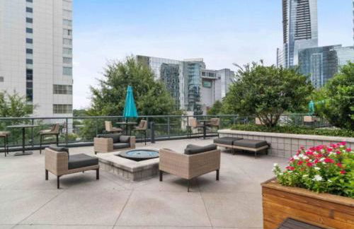 Blue Luxe-Highrise, Balcony, Year-round Pool, City View! - Foto 19