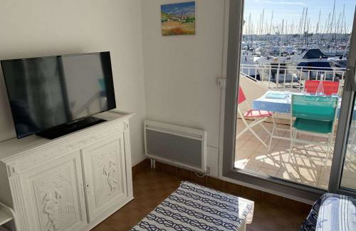 Bel Appt T2 avec terrasse aménagée, moderne & confortable pour 4 pers, Port Camargue - FR-1-731-93 - Foto 9