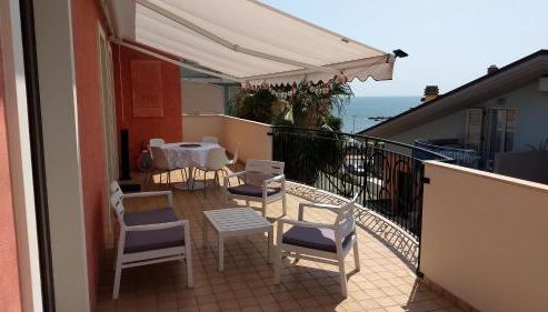 Seafront and Mountain View Penthouse - Foto 3