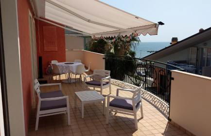 Seafront and Mountain View Penthouse - Foto 3