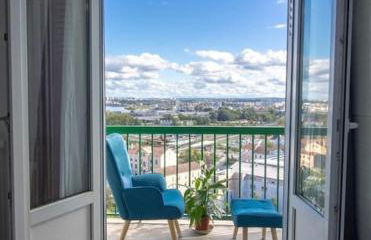 Renovated 2-Bed Apartment 2 min from Lyon - Foto 1