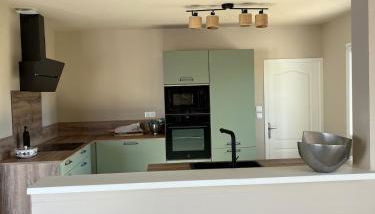 Vacation home with a private pool in Puyméras - Foto 4