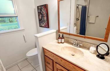 Hudson Valley Haven - NY - Photo 20